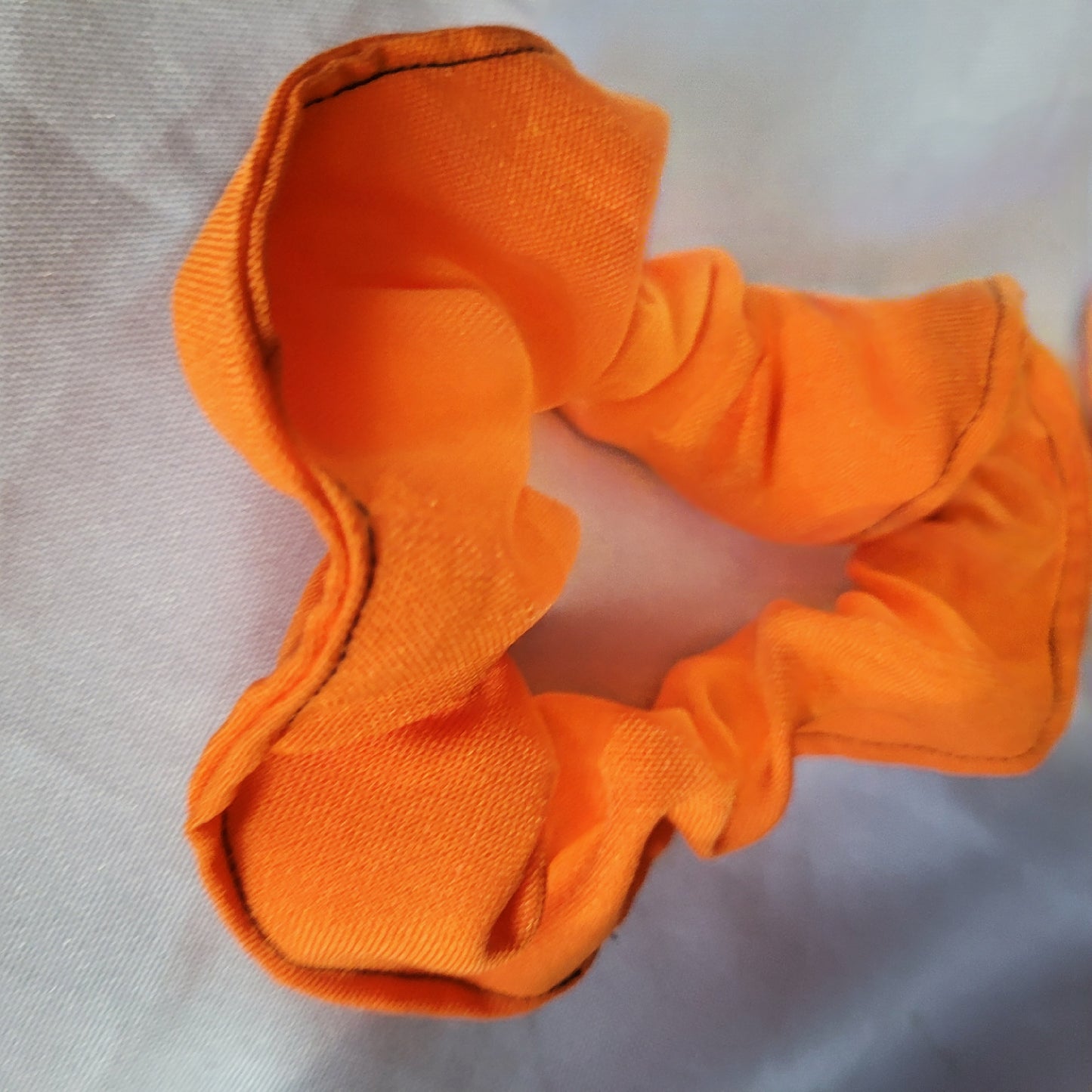 Chouchou Orange et Noir