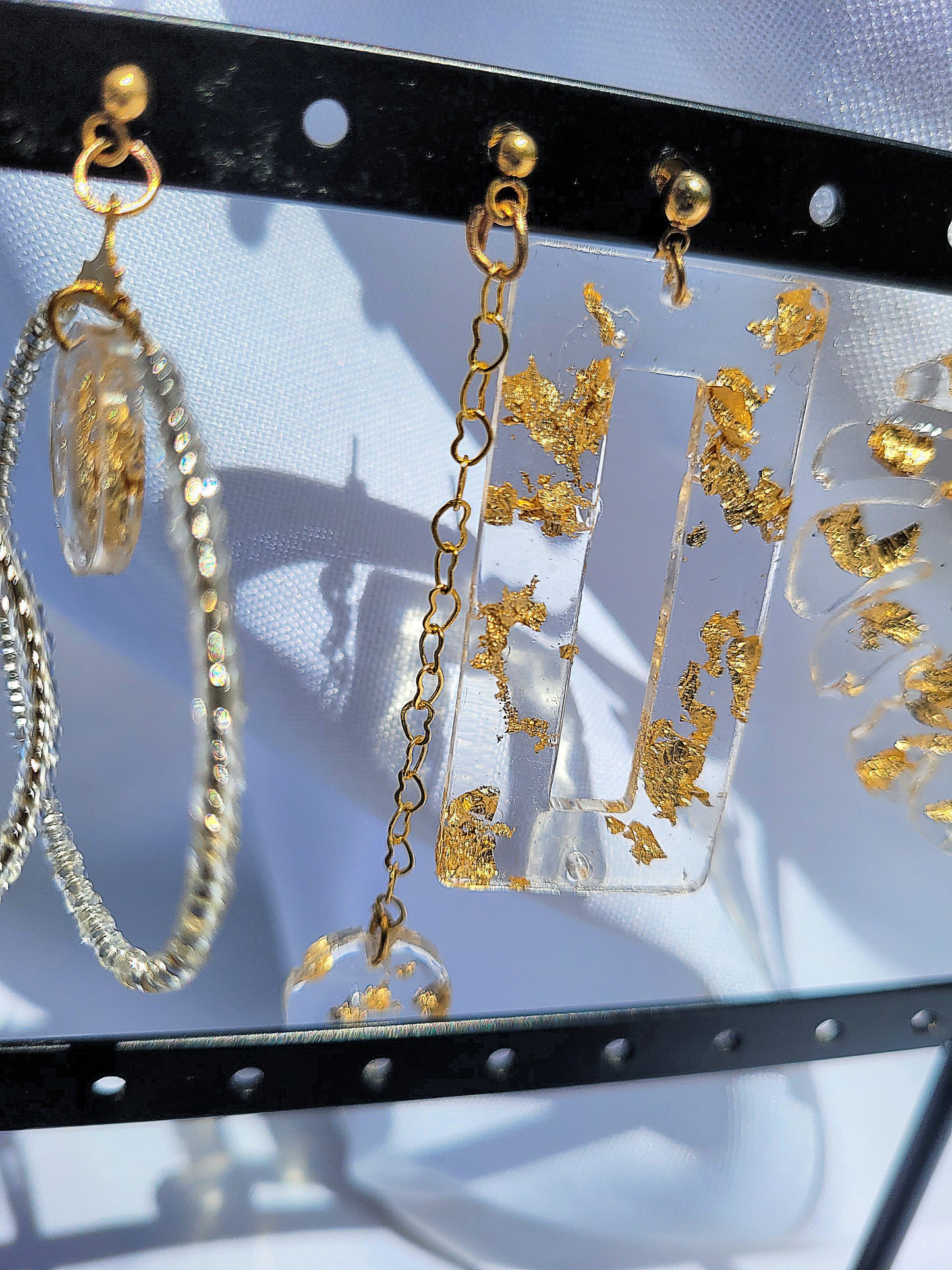 Golden Square Asymétriques