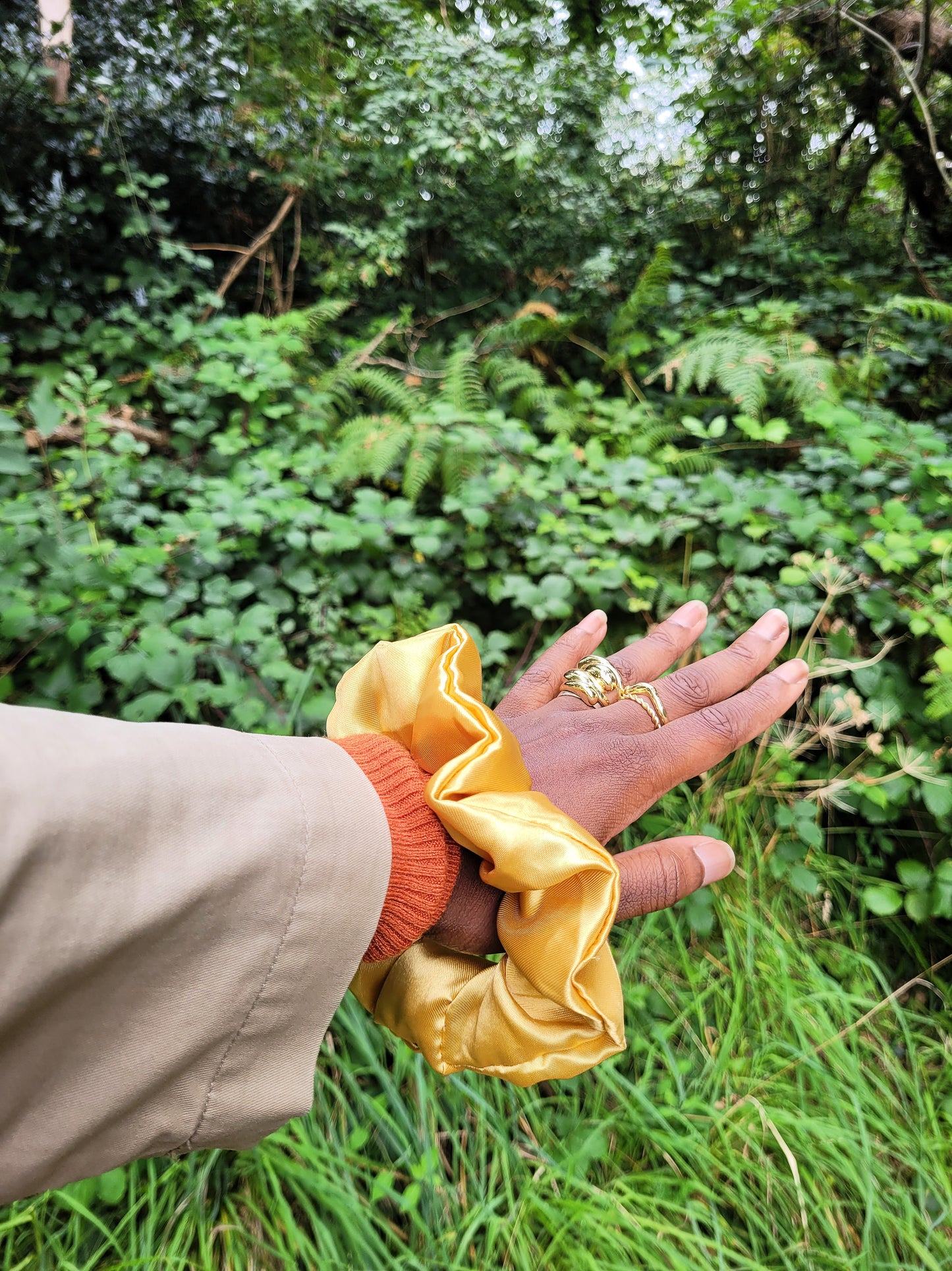 Chouchou doré satiné