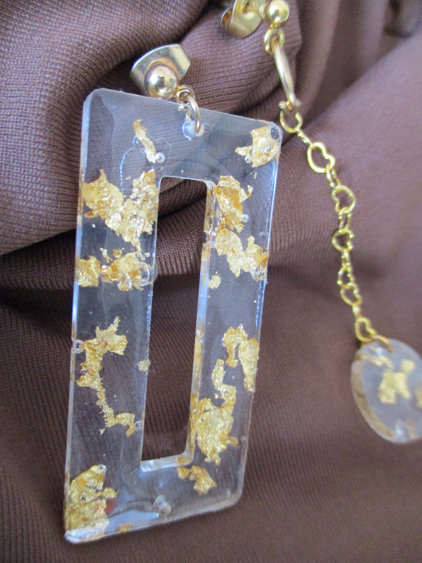 Golden Square Asymétriques