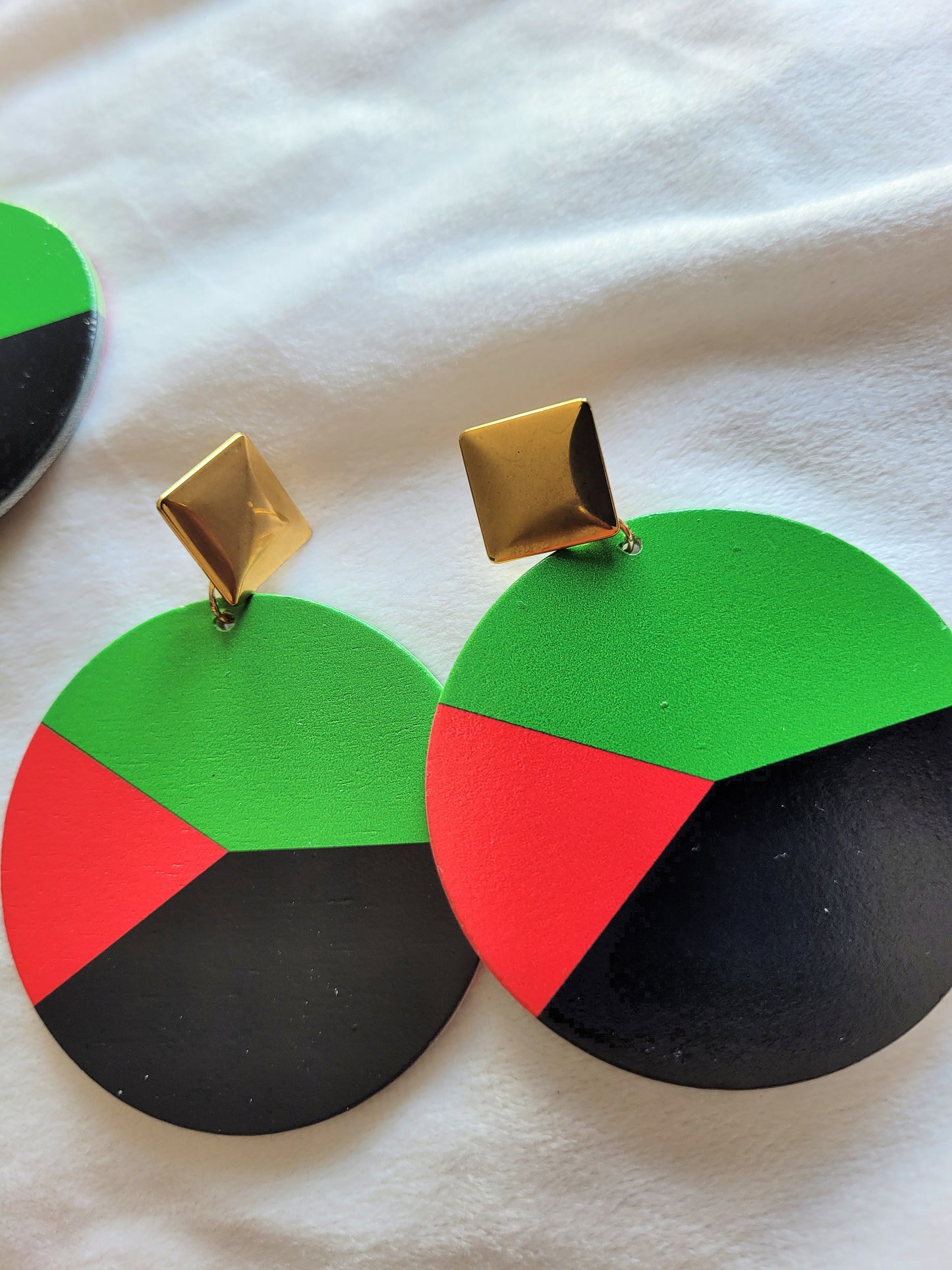Boucles d'oreilles MQ vert rouge noir