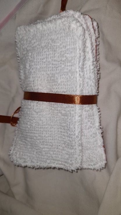 Lingettes démaquillantes réutilisables