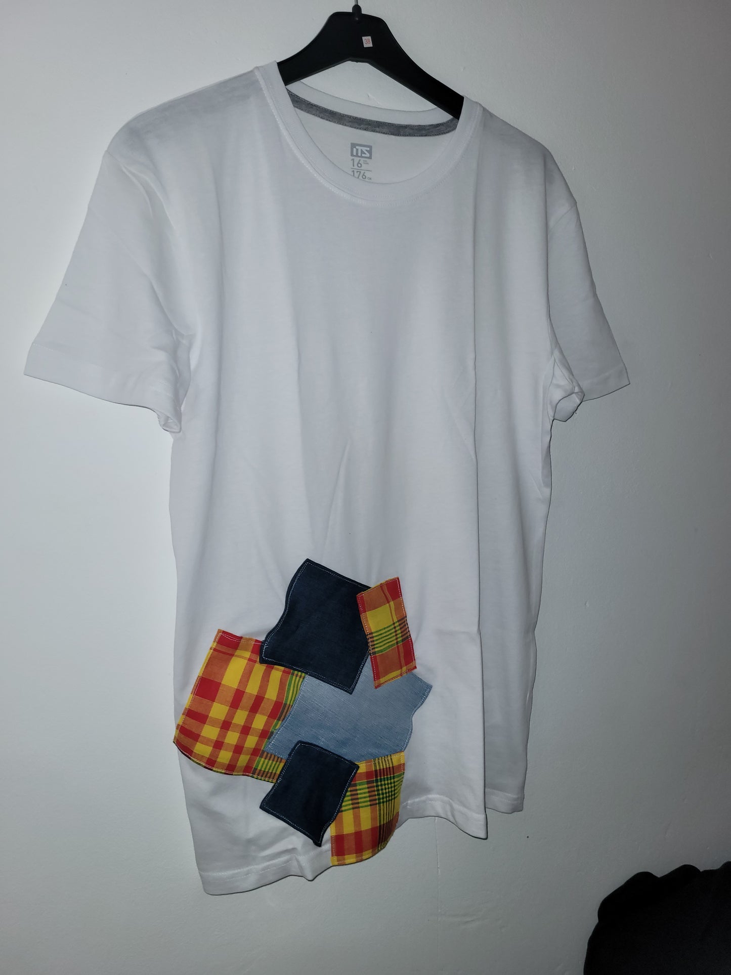 Tee-shirt patchwork madras et jeans