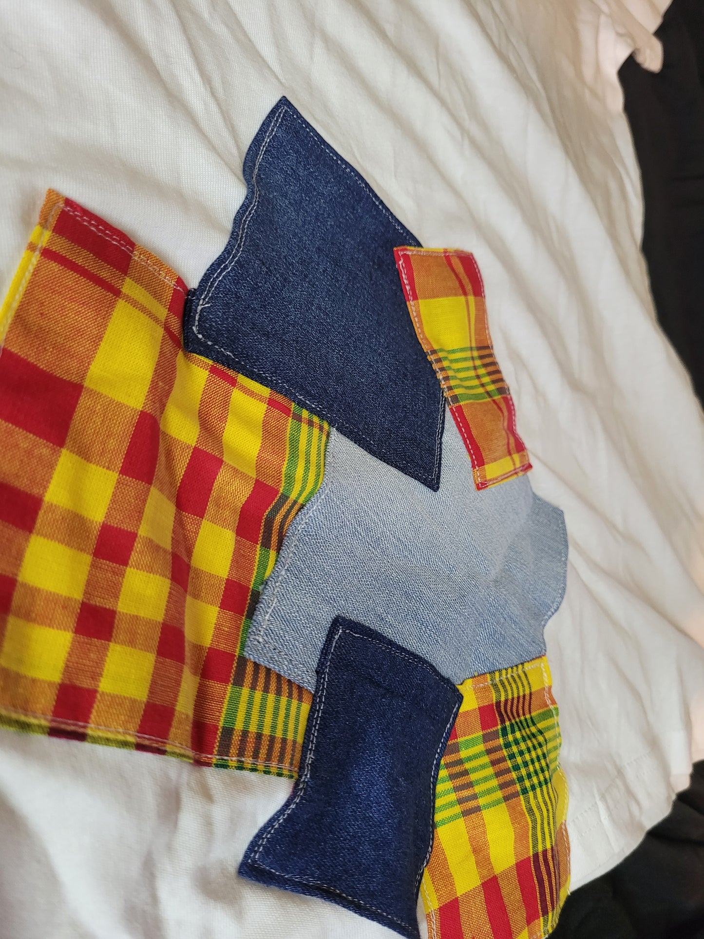 Tee-shirt patchwork madras et jeans