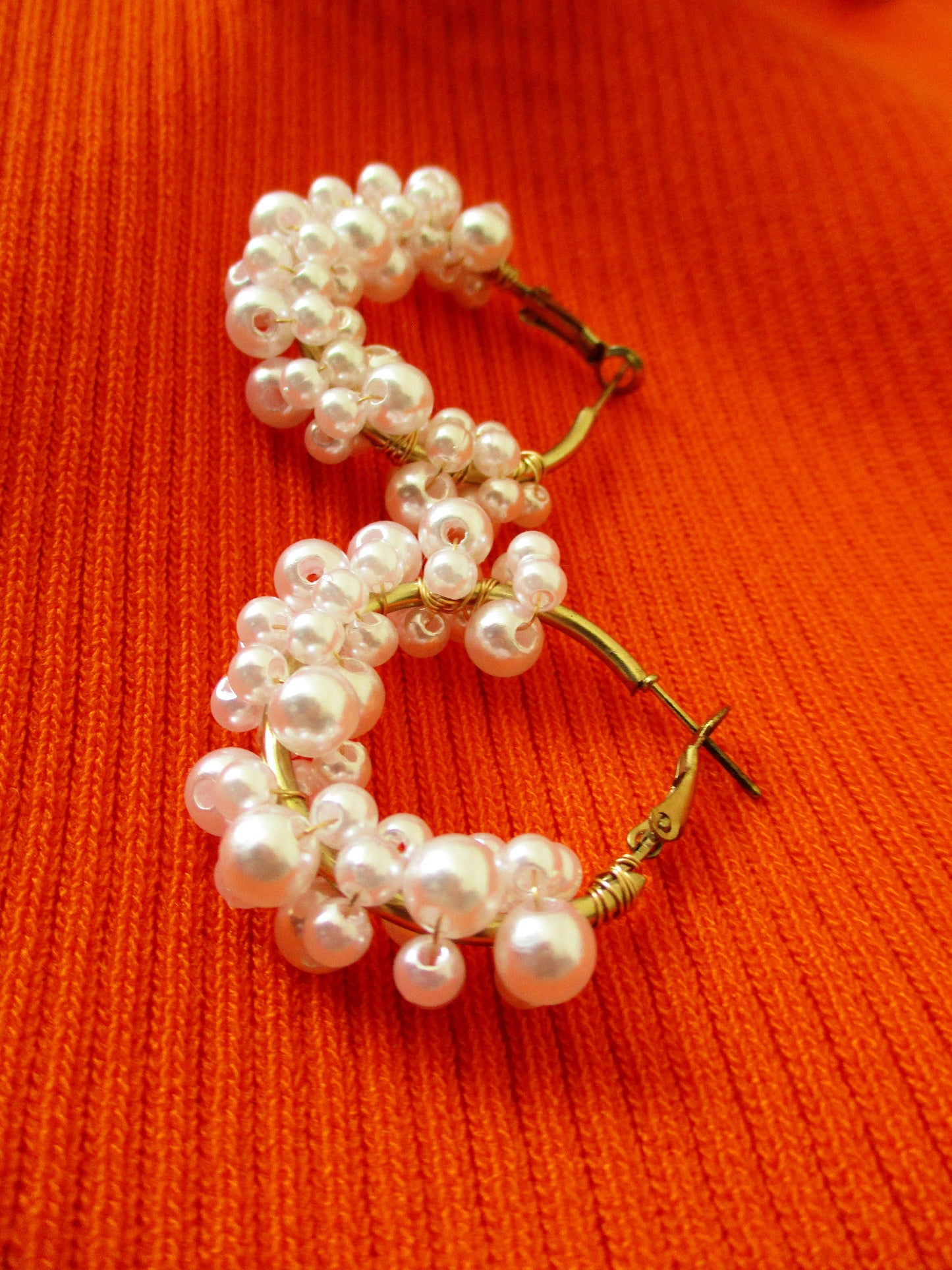 Mini Créoles Mina Blanc nacré multi 2.5 cm