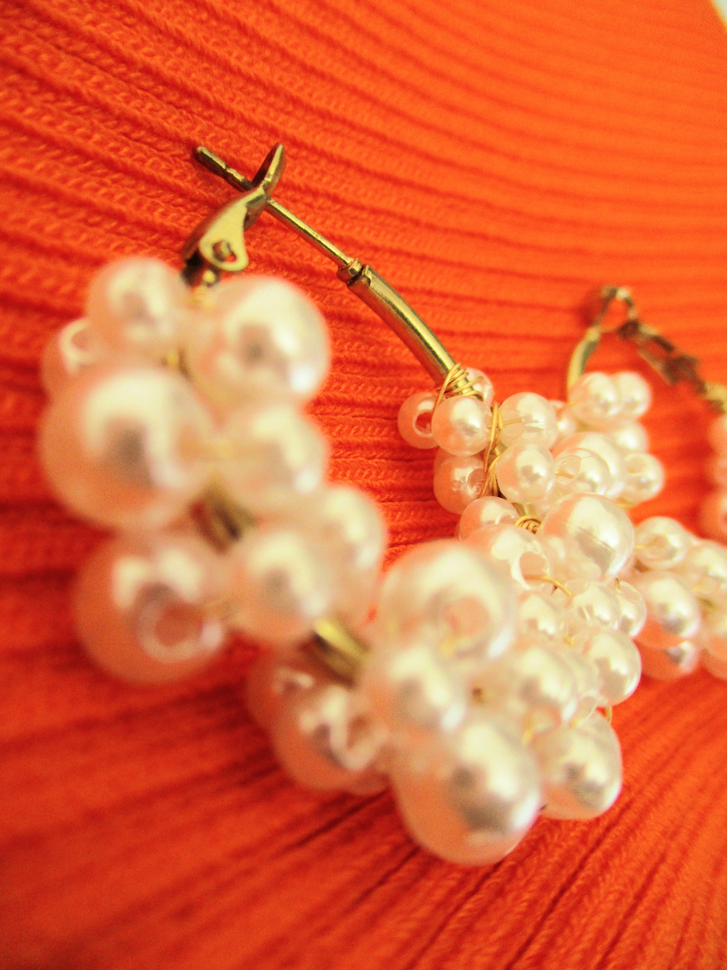 Mini Créoles Mina Blanc nacré multi 2.5 cm
