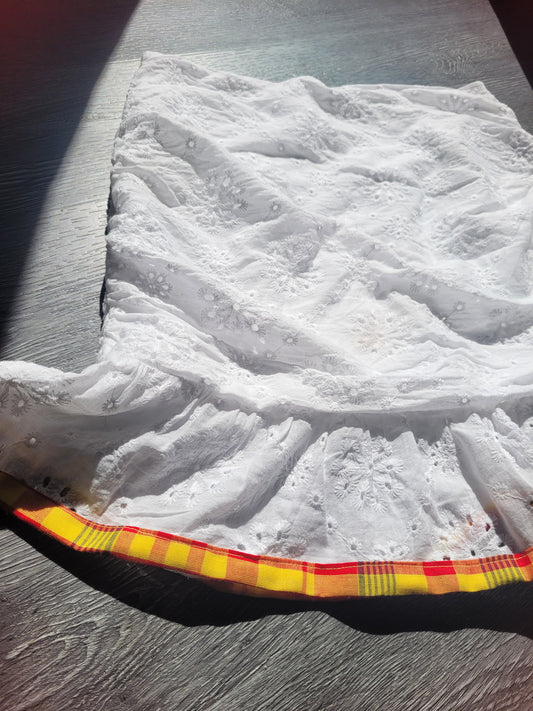 Jupe broderie et madras