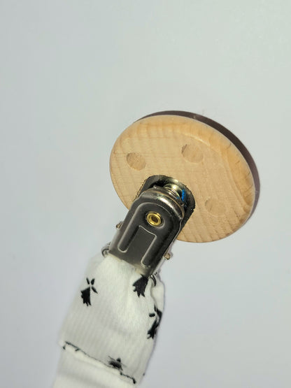 Attache tétine