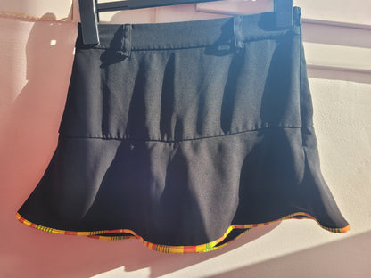Jupe short noire et madras