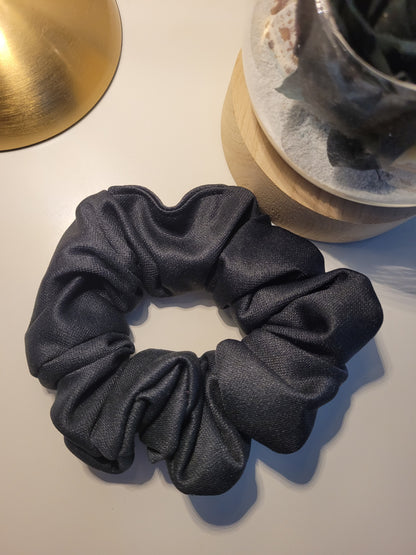 Chouchou noir satiné