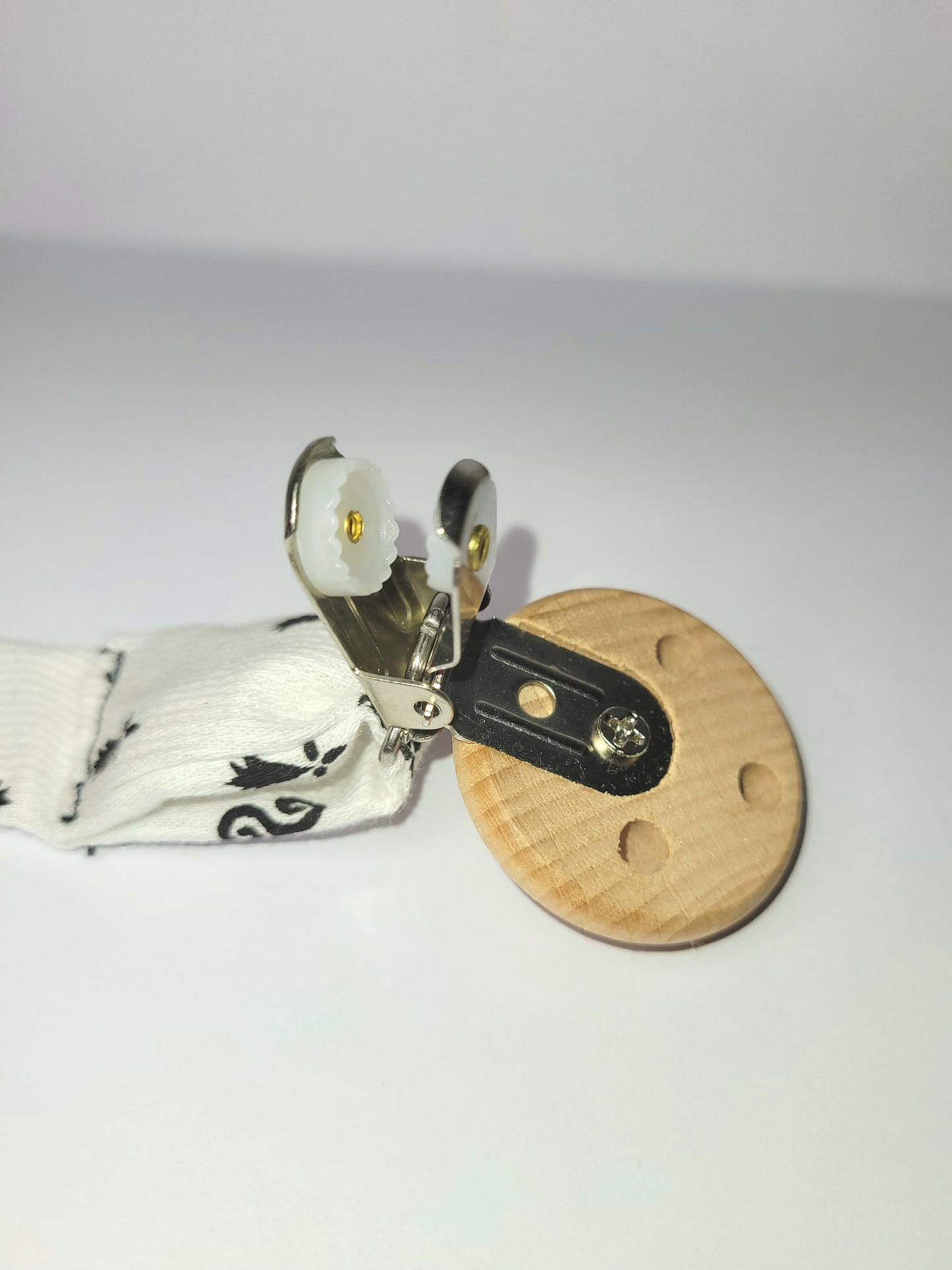 Attache tétine